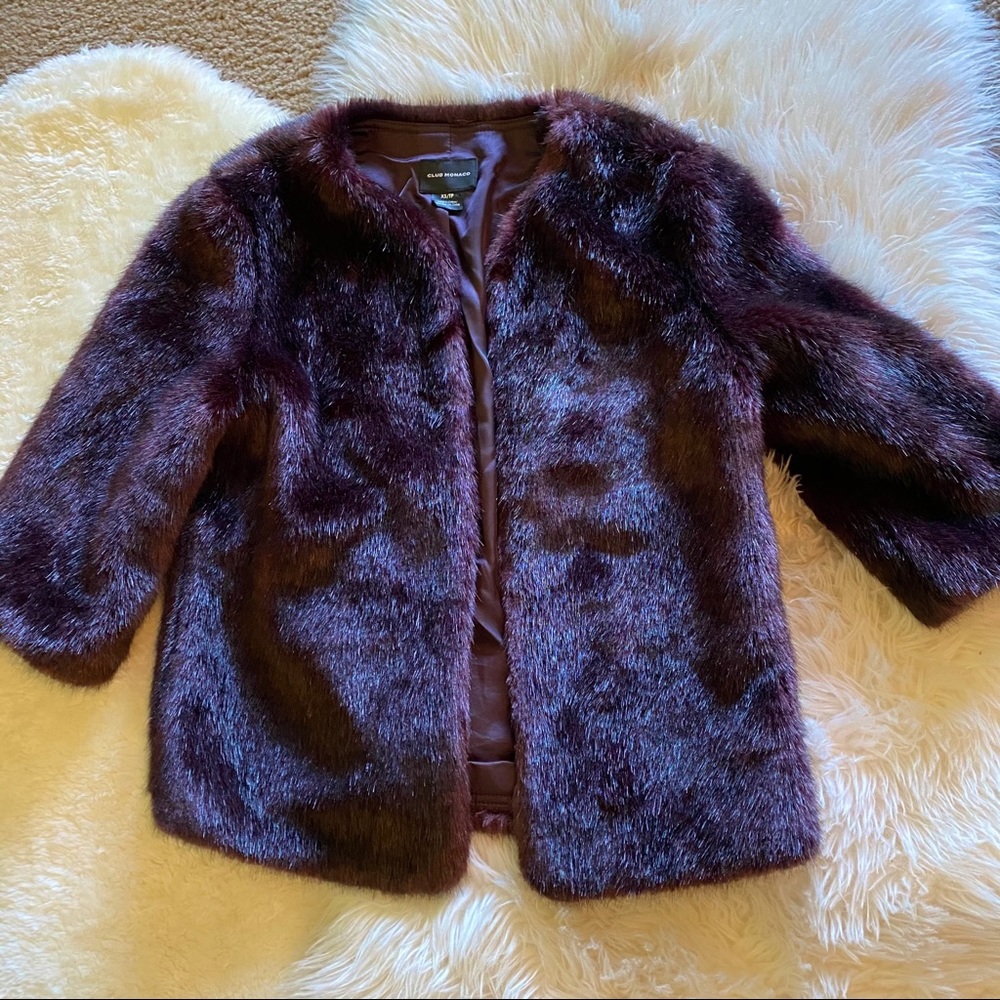 Club Monaco faux fur burgundy jacket - Picture 4 of 12